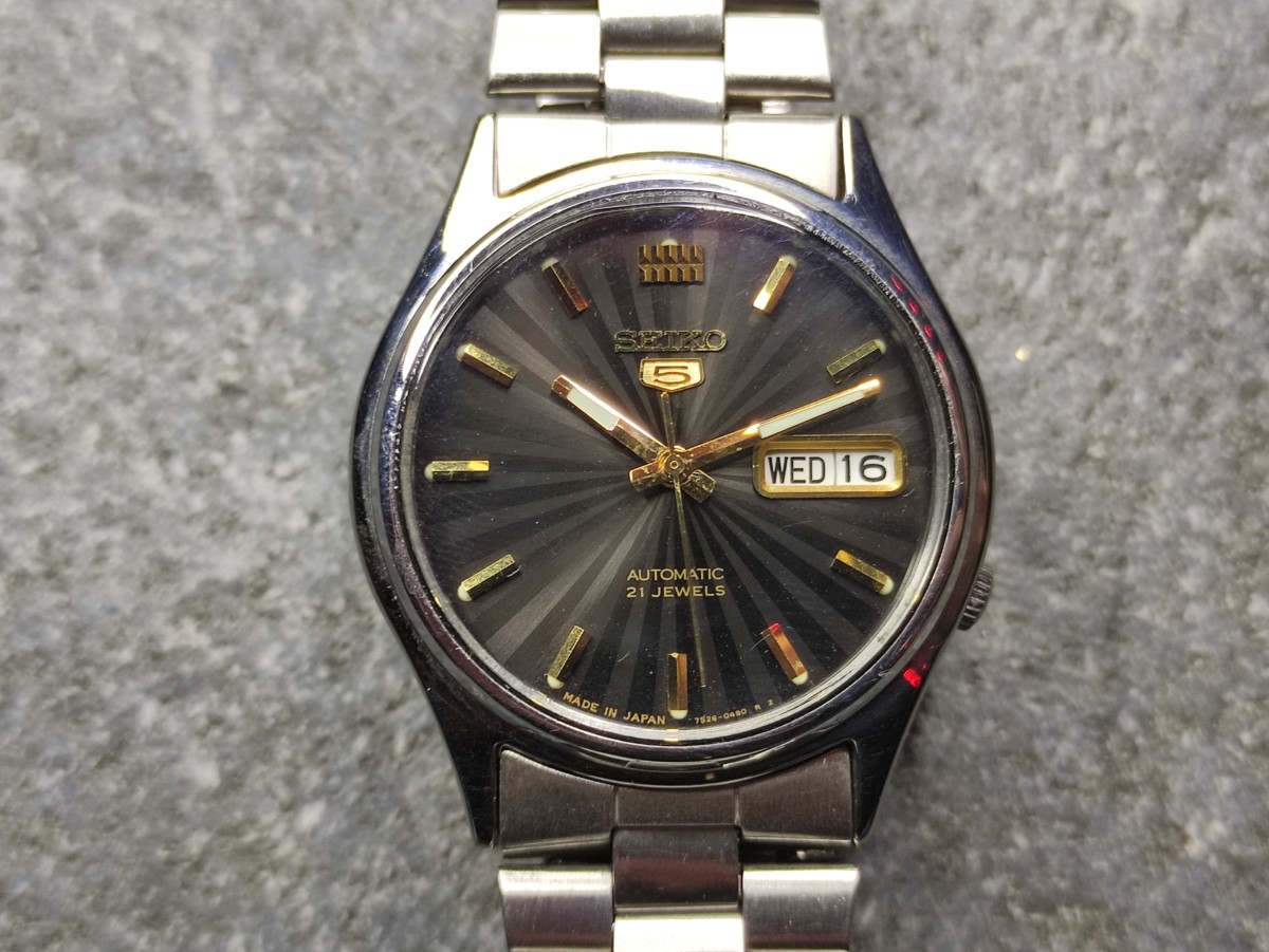 Vintage Seiko 5 Automatic Day-Date Watch 7s26 | Vics Vintage